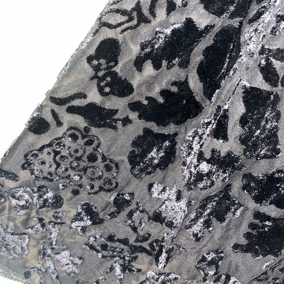 Burberry Skirt - Picture 2 of 10